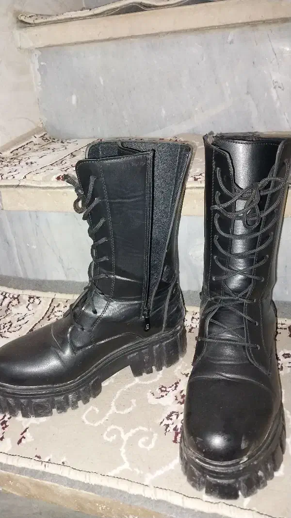 بوت سایز ۴۰|کیف، کفش، کمربند|دورود, |دیوار