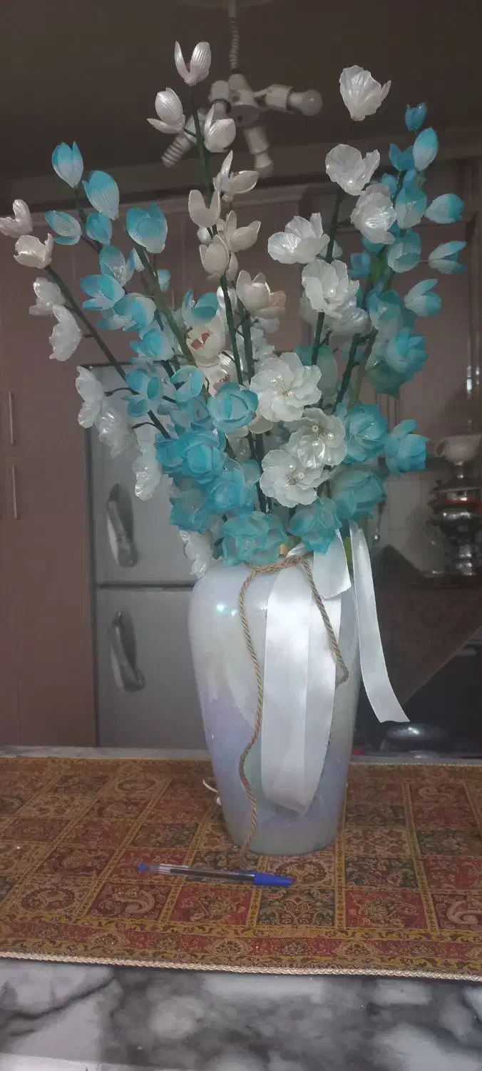 گل و گلدان|گل مصنوعی|قم, باغ شریفی|دیوار