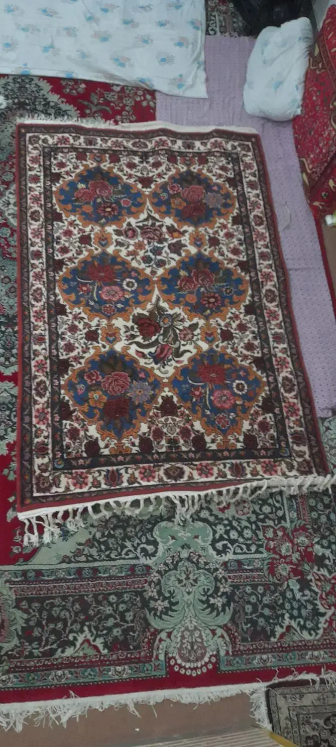 دو قالی دستباف|فرش|شهرکرد, |دیوار