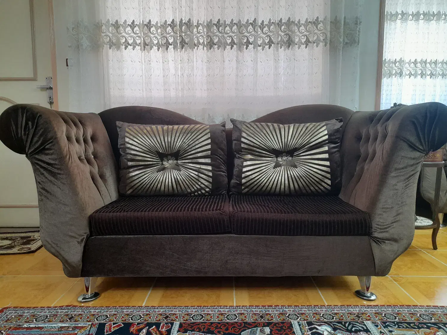 مبل راحتی ۷ نفره بسیارشیک با میز عسلی آمل|مبلمان خانگی و میز عسلی|آمل, |دیوار