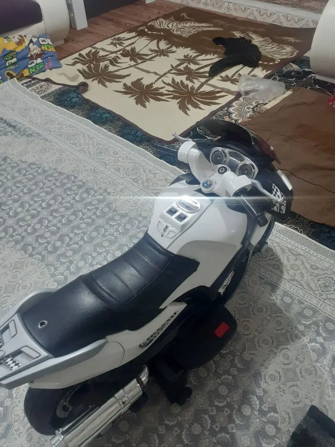 متور شارژی جفت گیربکس فلش خور|اسباببازی بچه|جلفا, |دیوار