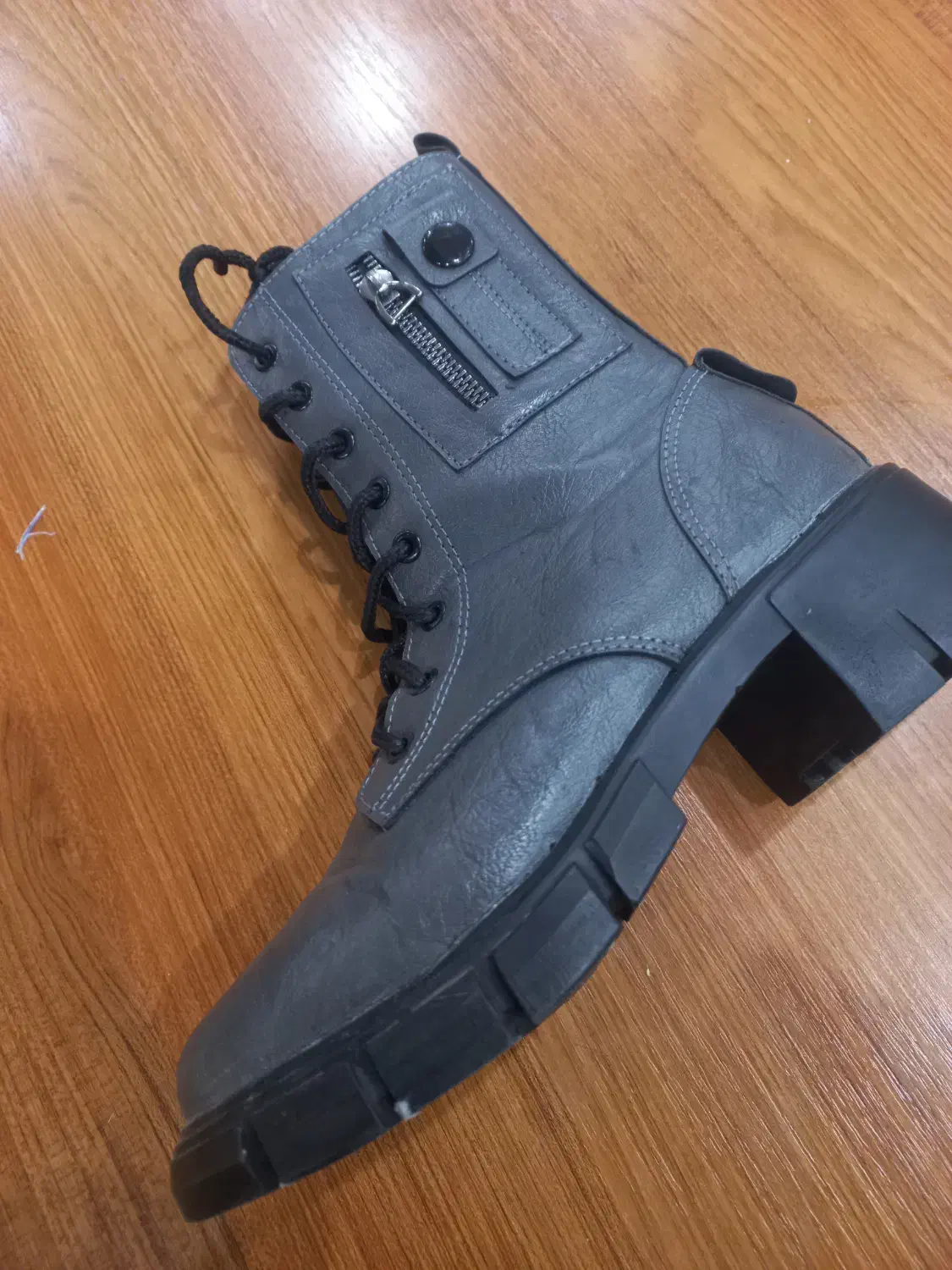 چکمه|کفش و لباس بچه|تهران, شهرآرا|دیوار