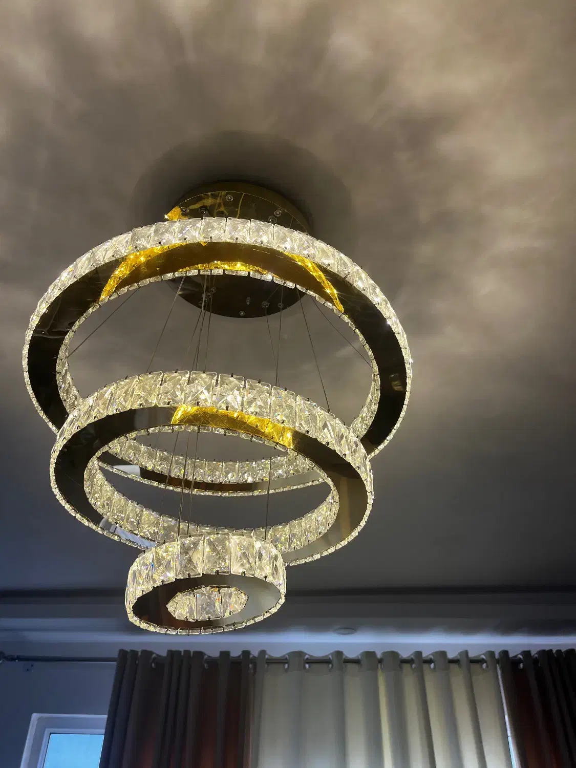 لوستر|لوستر و چراغ آویز|رشت, نظری|دیوار