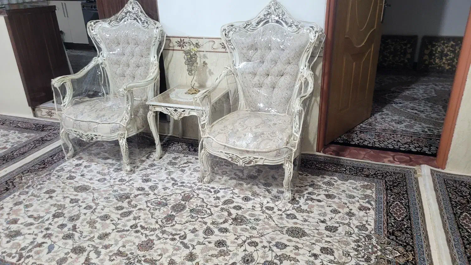 مبل ۹ نفر چوب راش تولید تهران با فوم سرد درجه یک|مبلمان خانگی و میز عسلی|هرسین, |دیوار