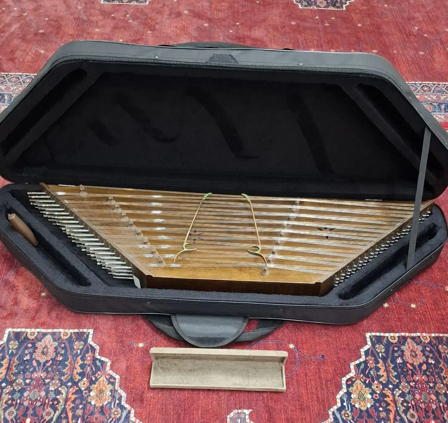 ساز سنتور علیزاده دومهر همراه با میزش|سازهای سنتی|کرج, شهرک نهال و بذر|دیوار