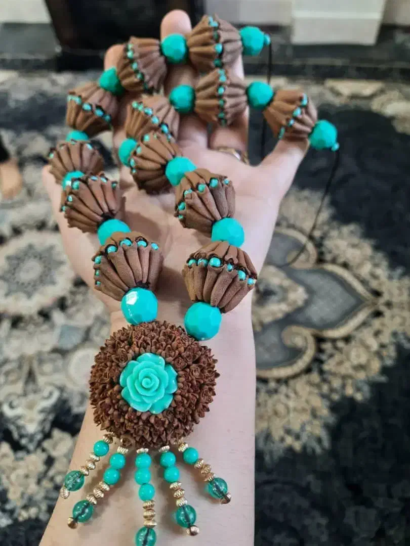 میخک و مهلو مجلسی|بدلیجات|یاسوج, |دیوار