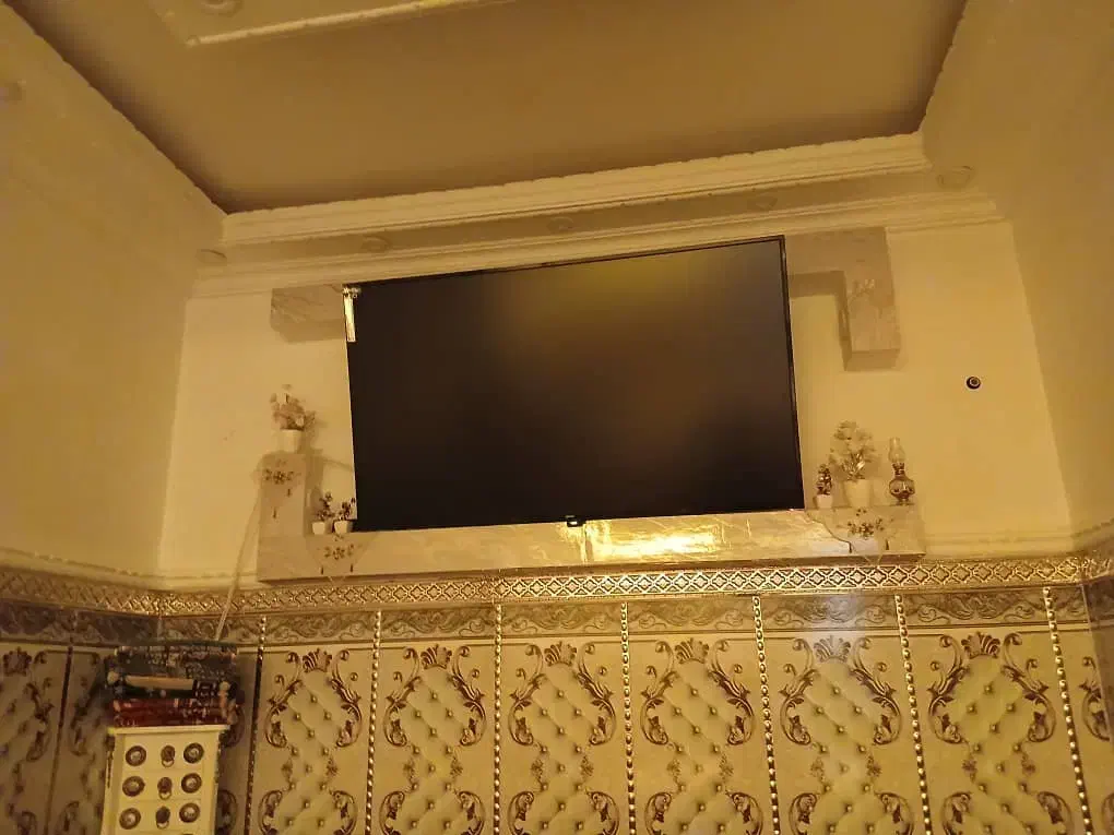 تلویزیون 65 اینچ در حد خشک|تلویزیون و پروژکتور|زابل, |دیوار