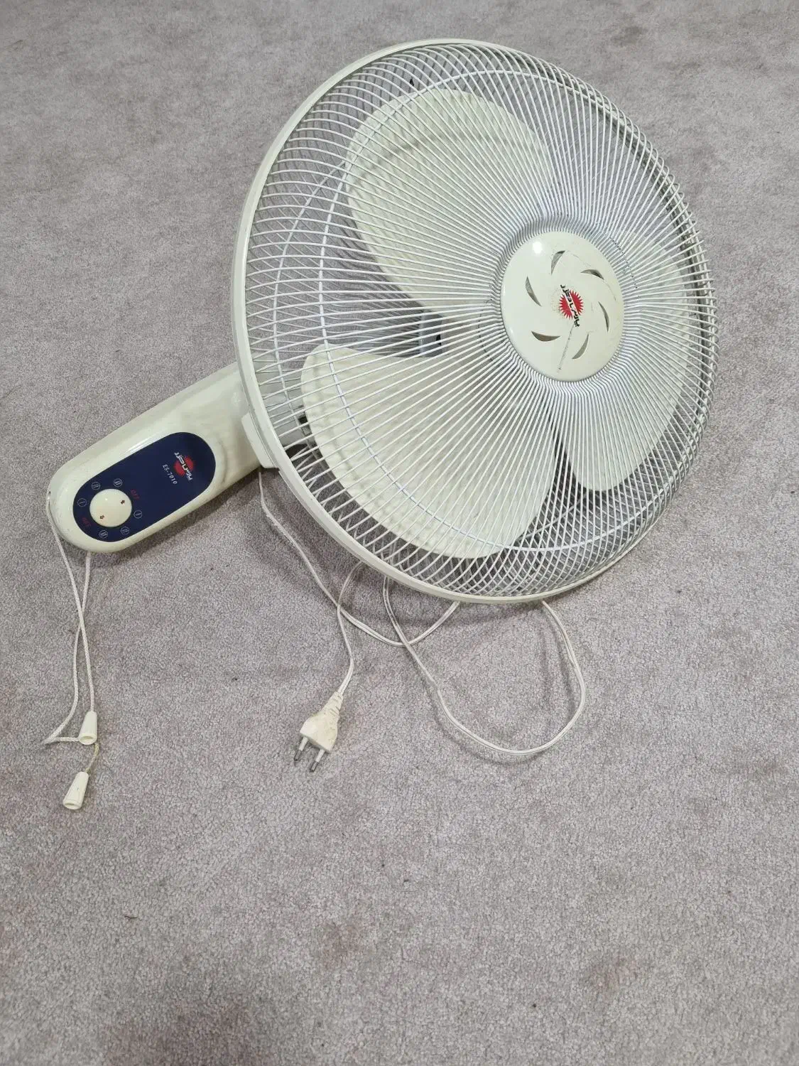 پنکه|پنکه و تصفیه‌کنندهٔ هوا|چغادک, |دیوار