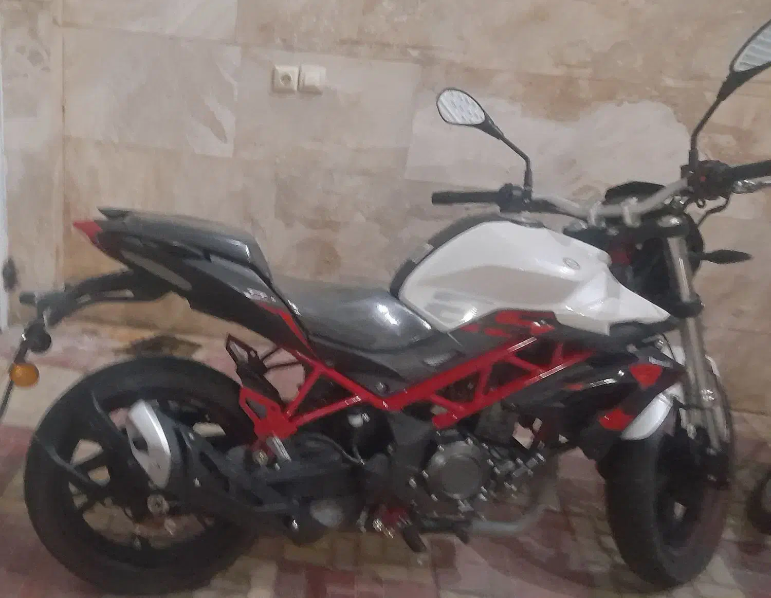 موتور بنلی ۲۵۰|موتورسیکلت|زنجان, |دیوار