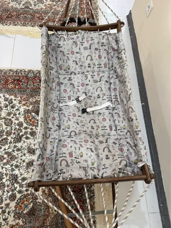 گهواره|تخت و سرویس خواب|ری, دولت‌آباد|دیوار