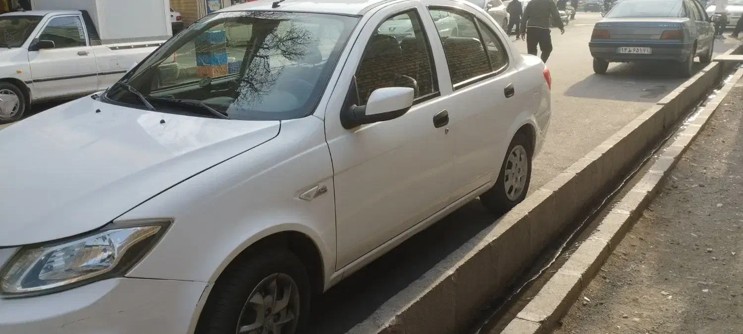 یک دستگاه ساینا مدل 1401|خودرو سواری و وانت|باغستان, |دیوار