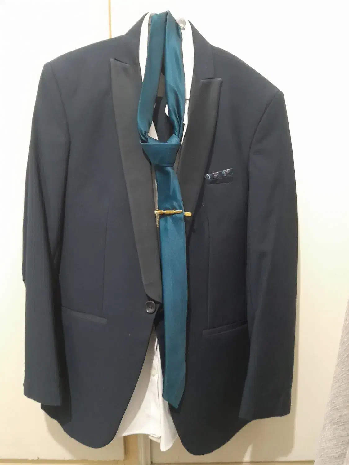 کت وشلوارو کراوات وپیراهن سفید سایز ۴۴|لباس|گنبد کاووس, |دیوار