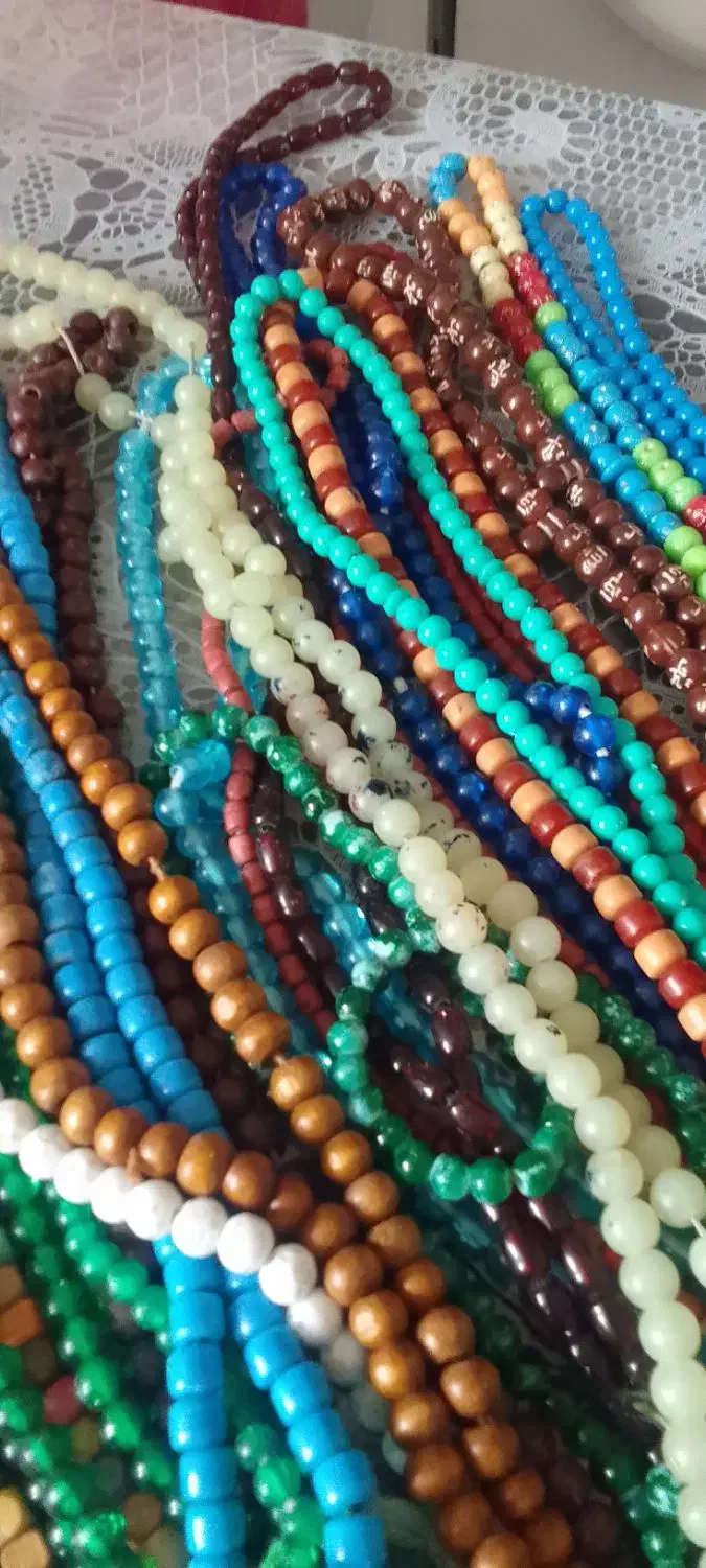 تسبیح نو|بدلیجات|قم, هفت تیر|دیوار