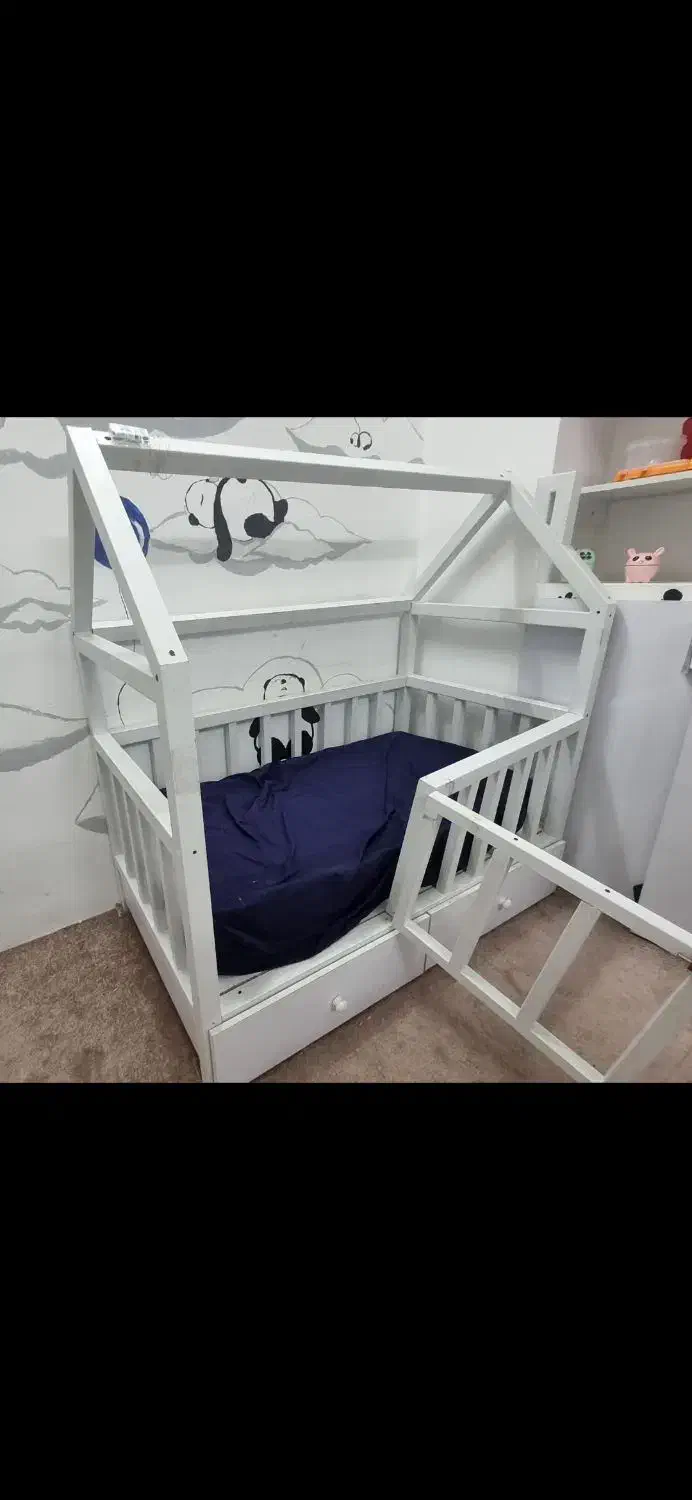 کلبه تخت|تخت و سرویس خواب|قم, صدوق|دیوار