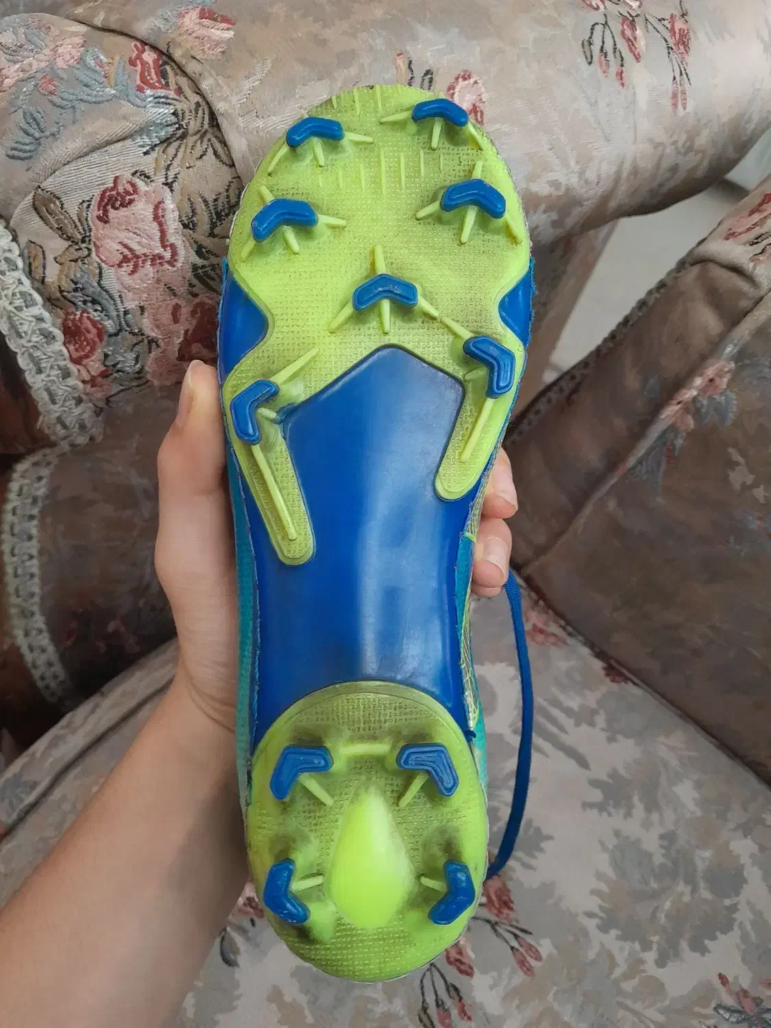 استوک فوتبال|کیف، کفش، کمربند|فردیس, سرحدی|دیوار