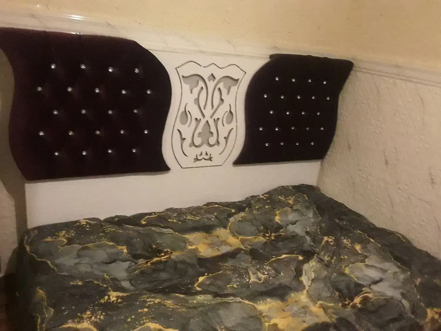 تخت خواب|تخت و سرویس خواب|خسروشاه, |دیوار