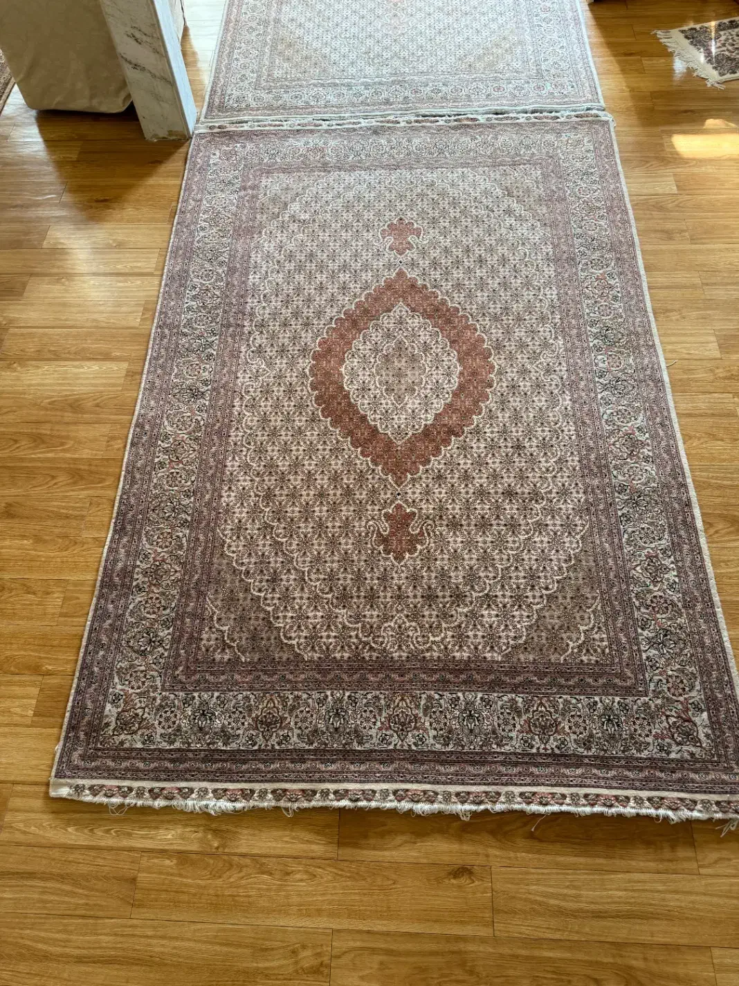 ماهی خوی درجه یک در حد نو|فرش|ارومیه, |دیوار