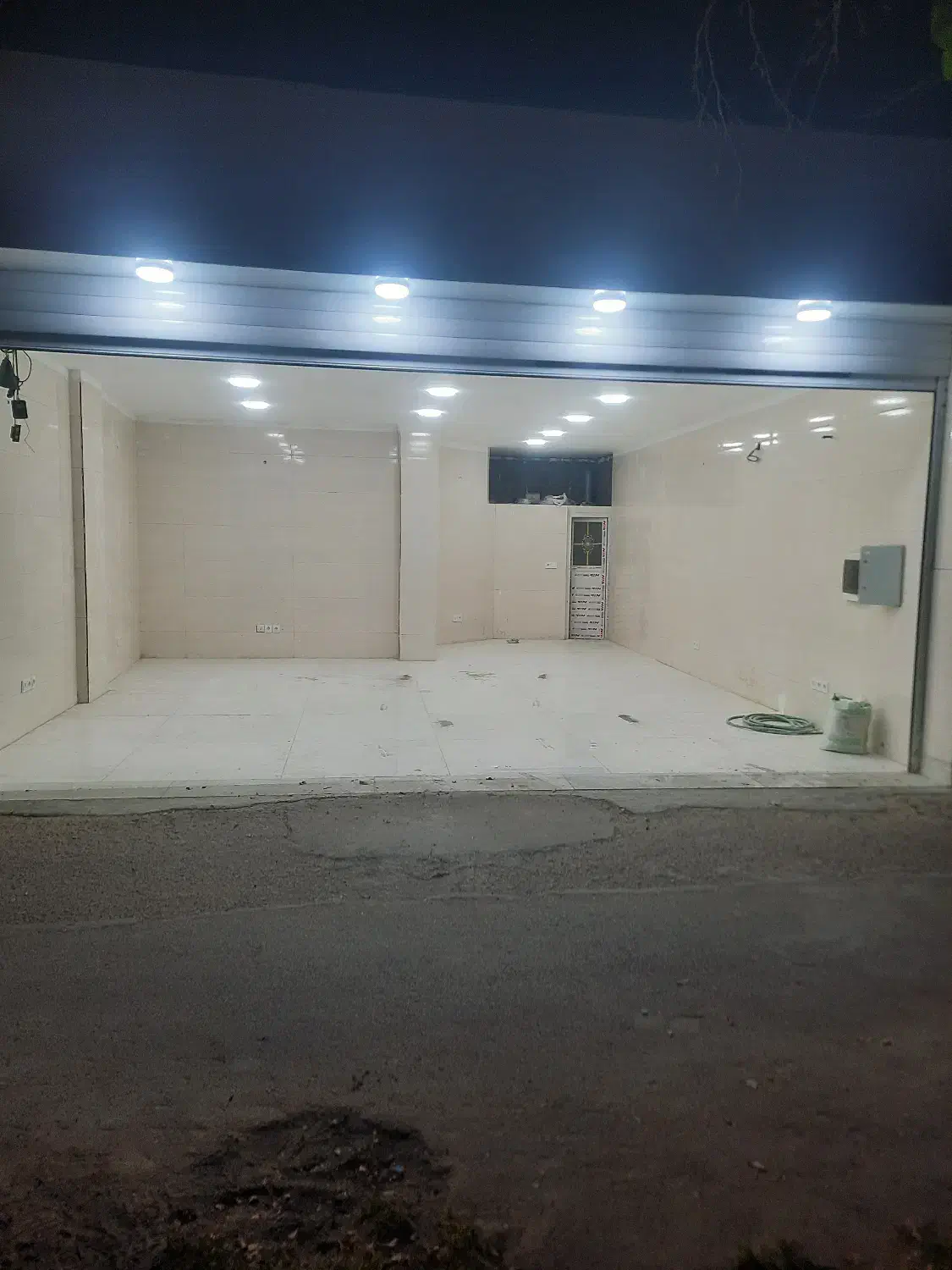 اجاره مغازه|اجارهٔ مغازه و غرفه|اصفهان, کارلادان|دیوار