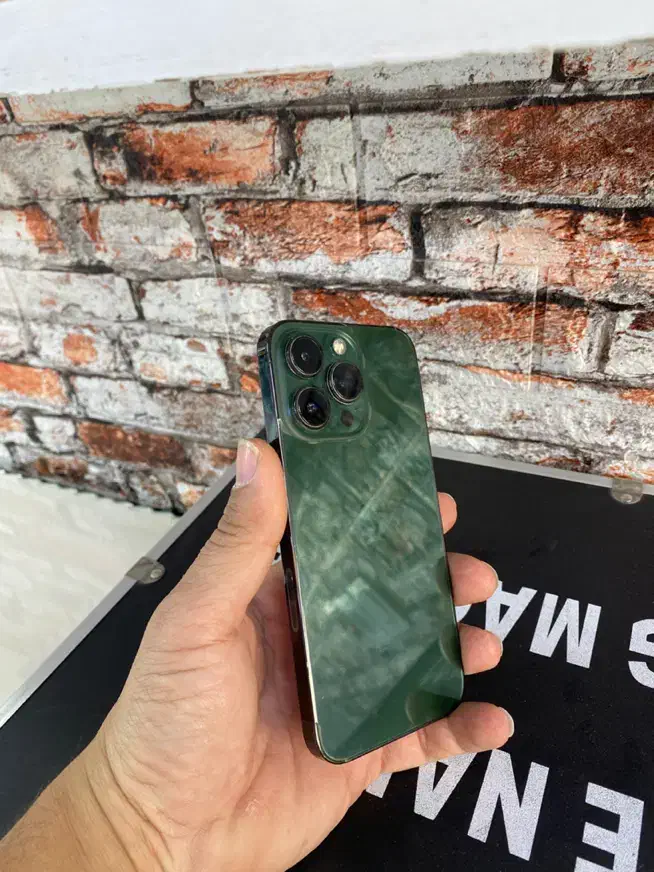 ایفون ۱۳ پرو در حد اک|موبایل|مشهد, حرم مطهر رضوی|دیوار