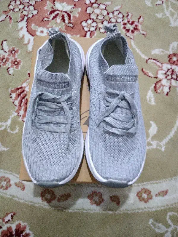 کفش اسپرت نو|کیف، کفش، کمربند|مشهد, نوید|دیوار