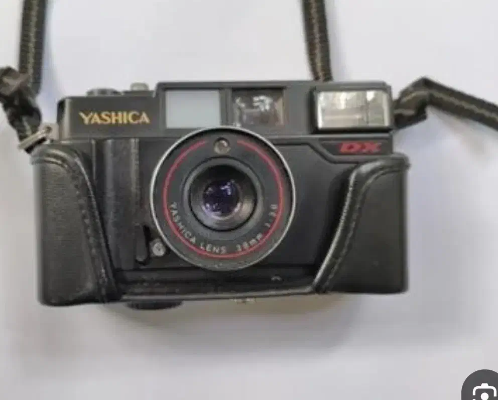 دوربین  Yashica  گمشده|اشیا|همدان, |دیوار