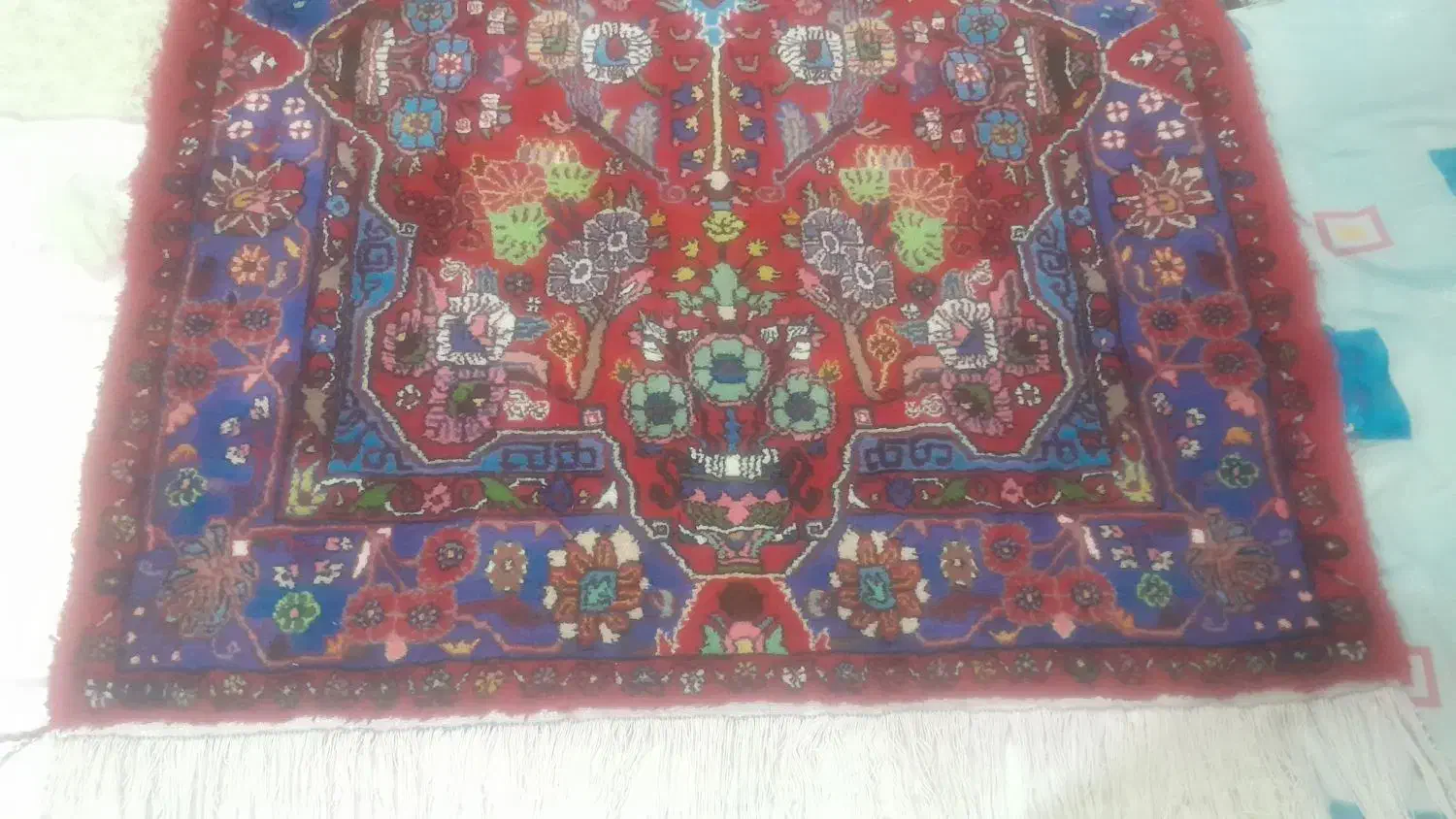 فرش دستباف یک ونیم در دو نیم|فرش|نهاوند, |دیوار