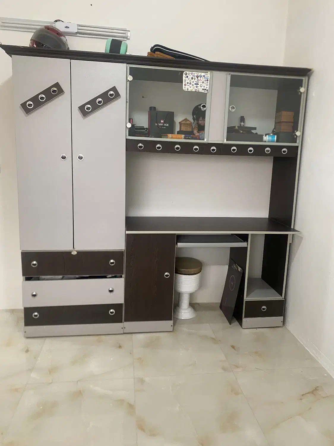 کمد دیواری کار کرده۱۰۰۰۰۰۰۰|جاکفشی، کمد، دراور|آمل, |دیوار