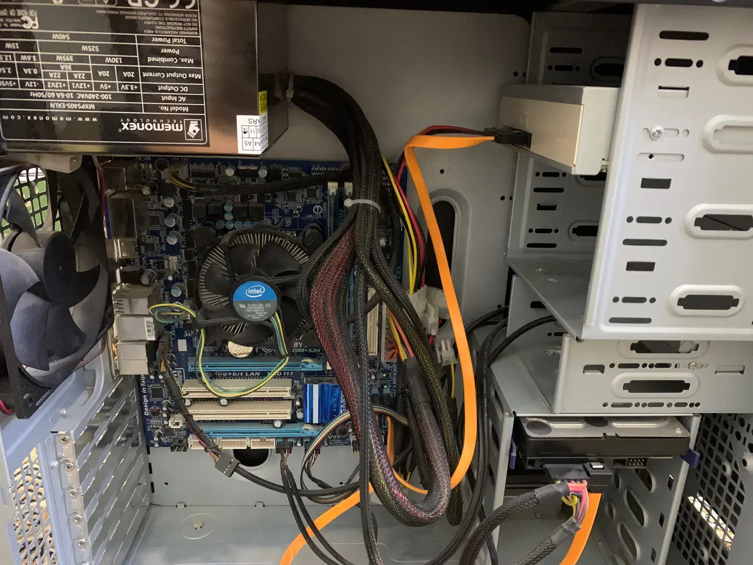 کیس گرین|رایانه رومیزی|قم, دورشهر|دیوار