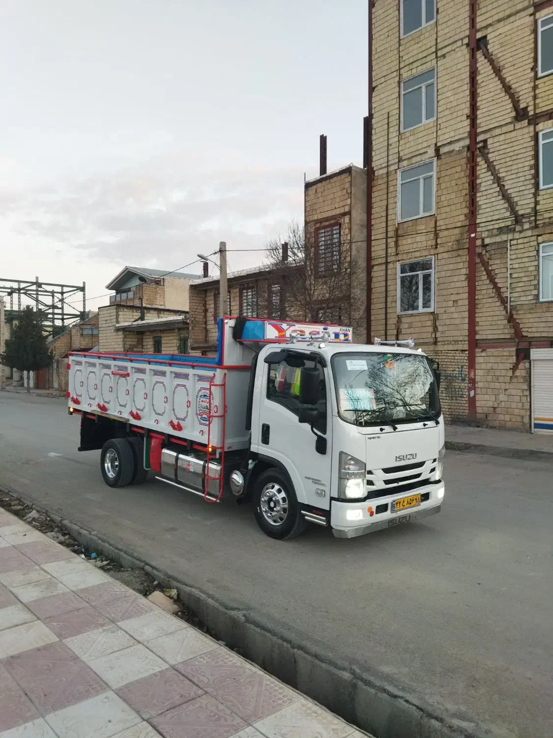 ایسوزو۶تن|خودرو سنگین|کوهدشت, |دیوار