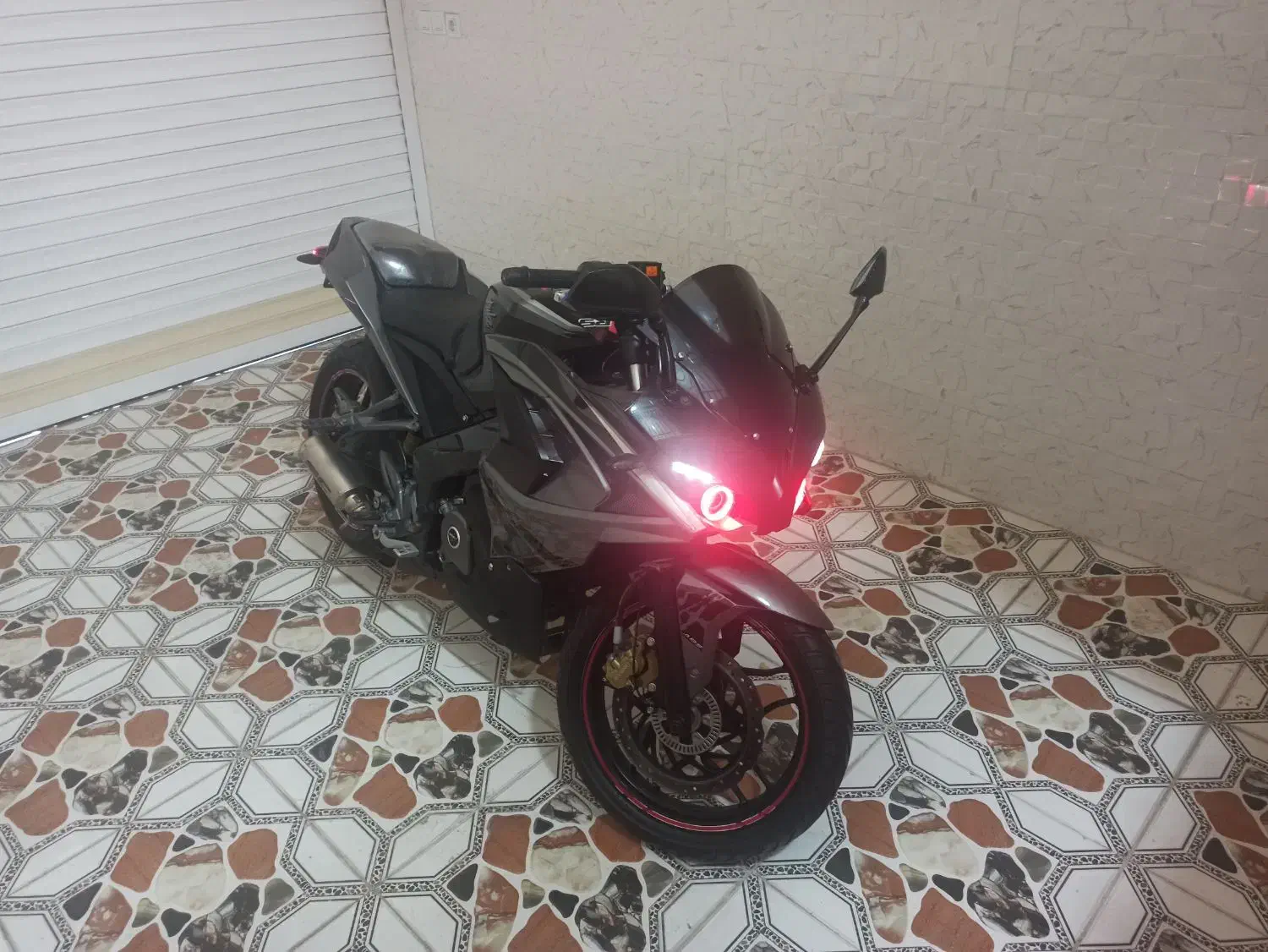 پالس RS 200|موتورسیکلت|شیراز, نیایش|دیوار