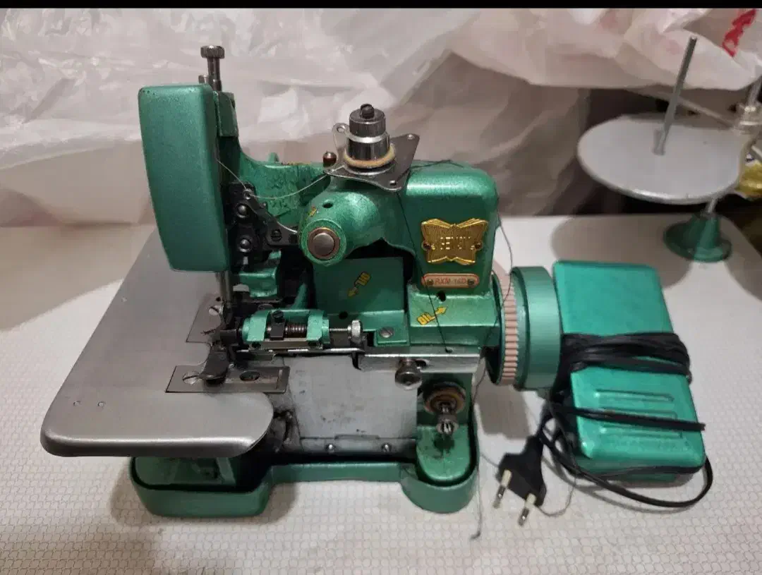 چرخ سردوز پروانه|چرخ خیاطی و ریسندگی|تهران, طرشت|دیوار