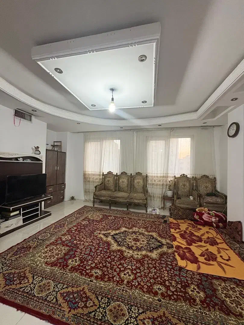 ۷۰متری ملک کلید هست . /// کهریزک|فروش آپارتمان|کهریزک, |دیوار