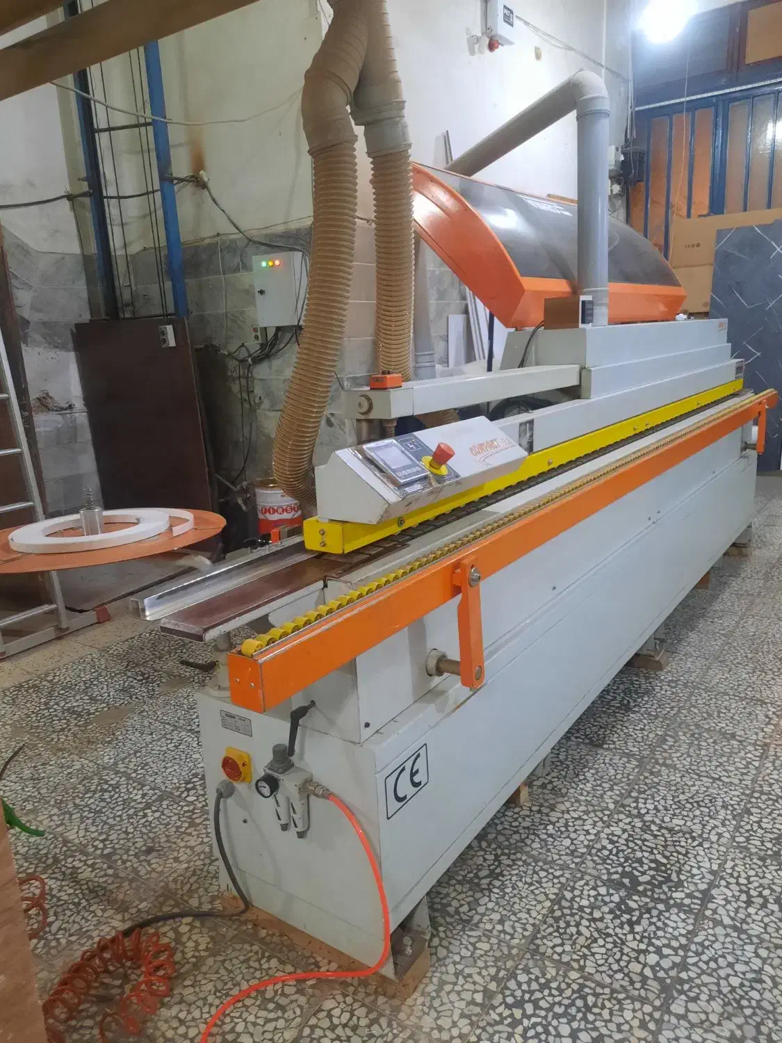 لبه چسبان اسپانیایی چیسا|ماشین‌آلات صنعتی|کرج, حصارک پایین|دیوار