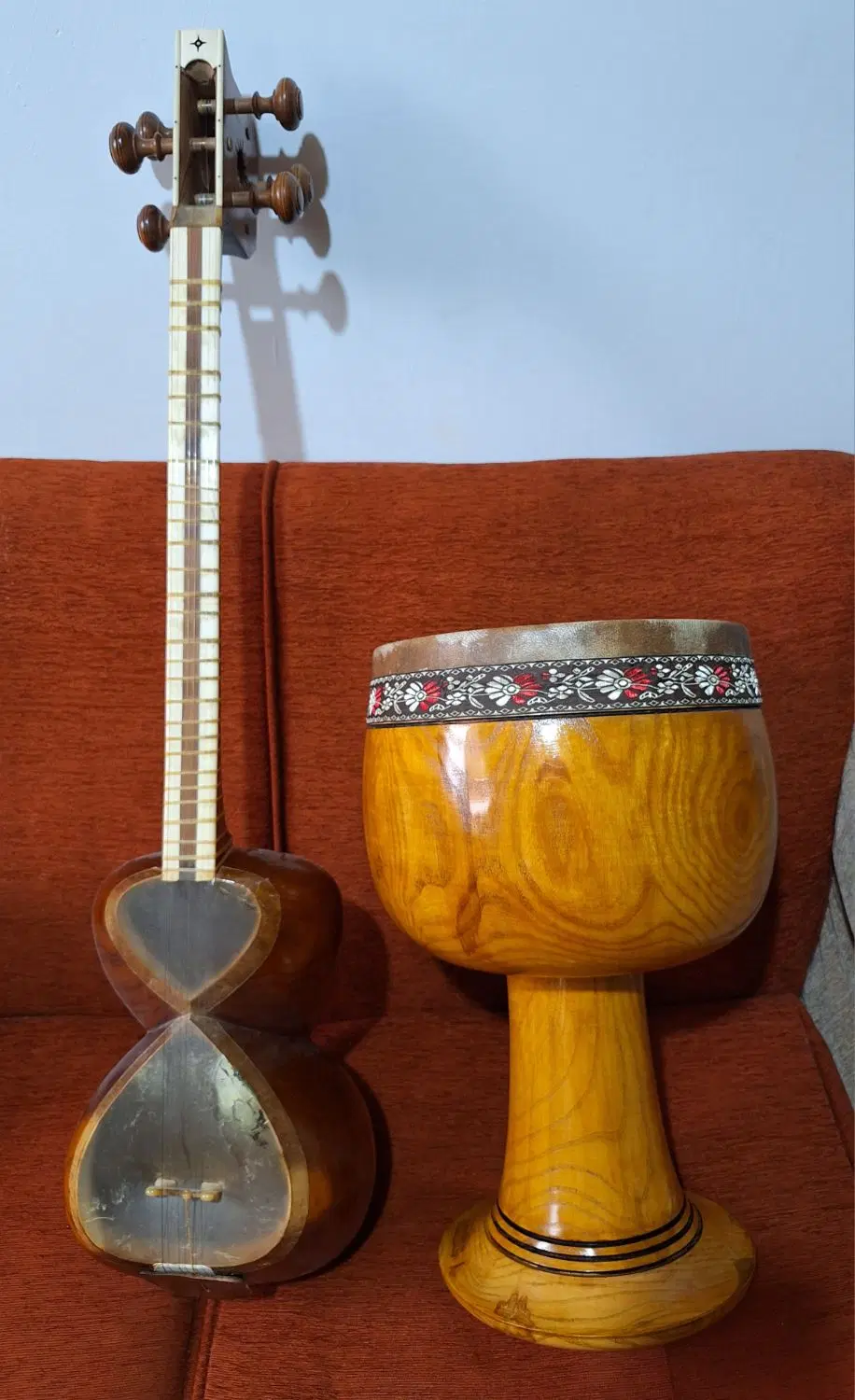 تار|سازهای سنتی|رشت, پل تالشان|دیوار