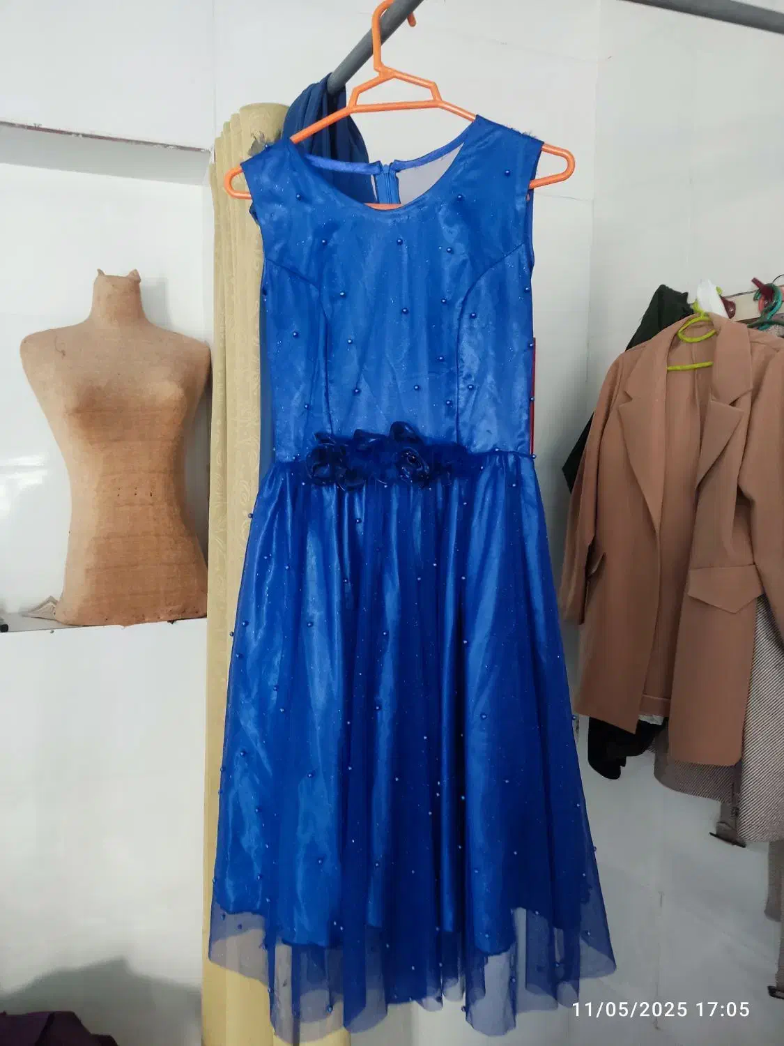 لباس مجلسی|لباس|خورموج, |دیوار