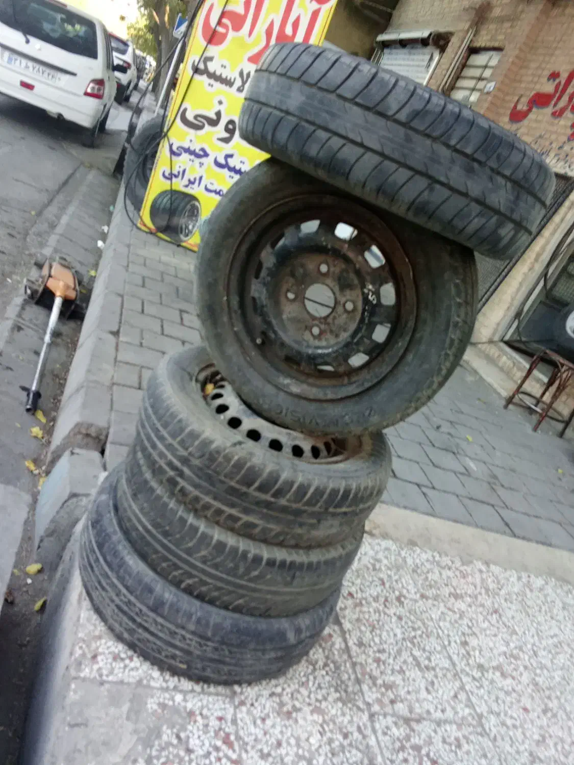 لاستیک استوک پراید پژو سمند نیسان و ...|قطعات یدکی و لوازم جانبی|مشهد, قائم|دیوار