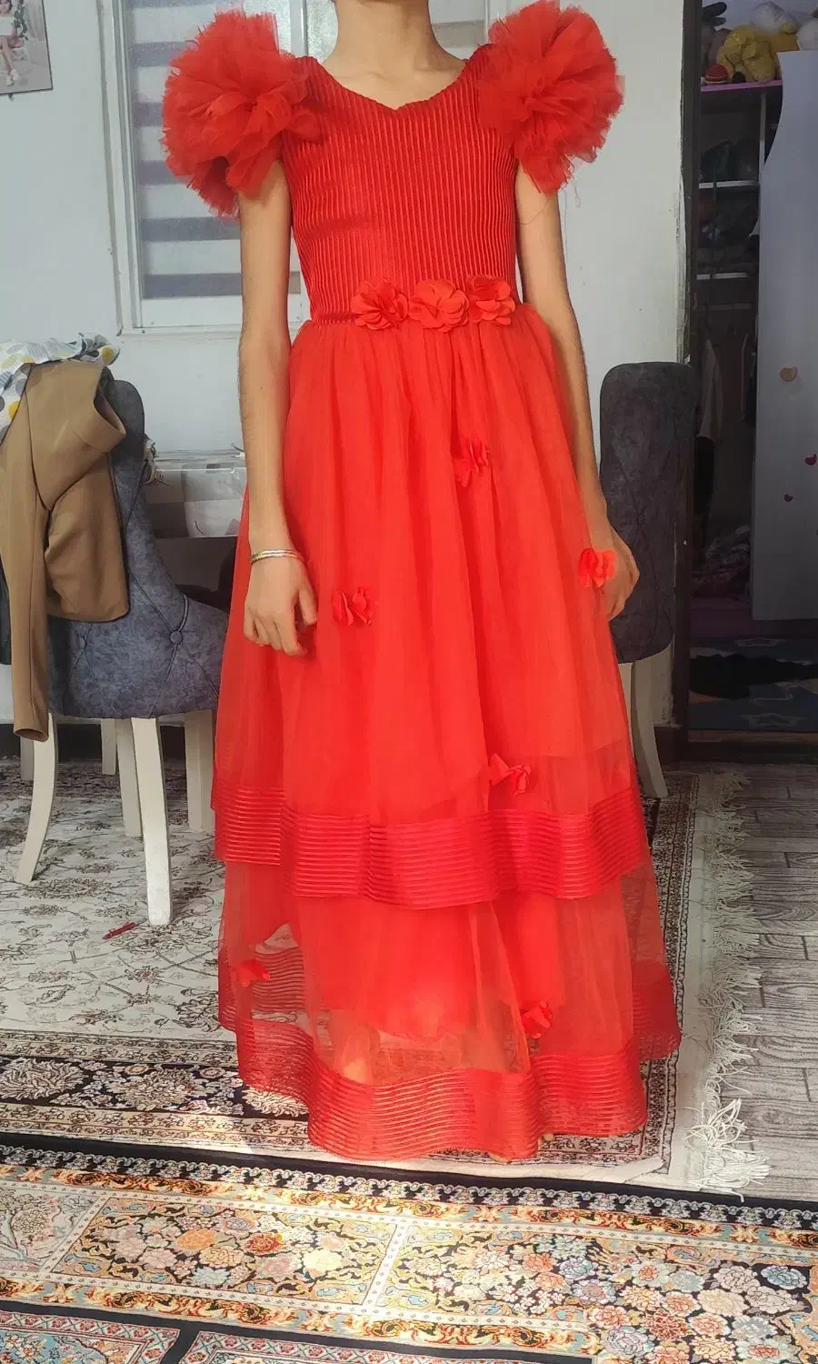 پیراهن|لباس|بندر انزلی, ساحل قو|دیوار