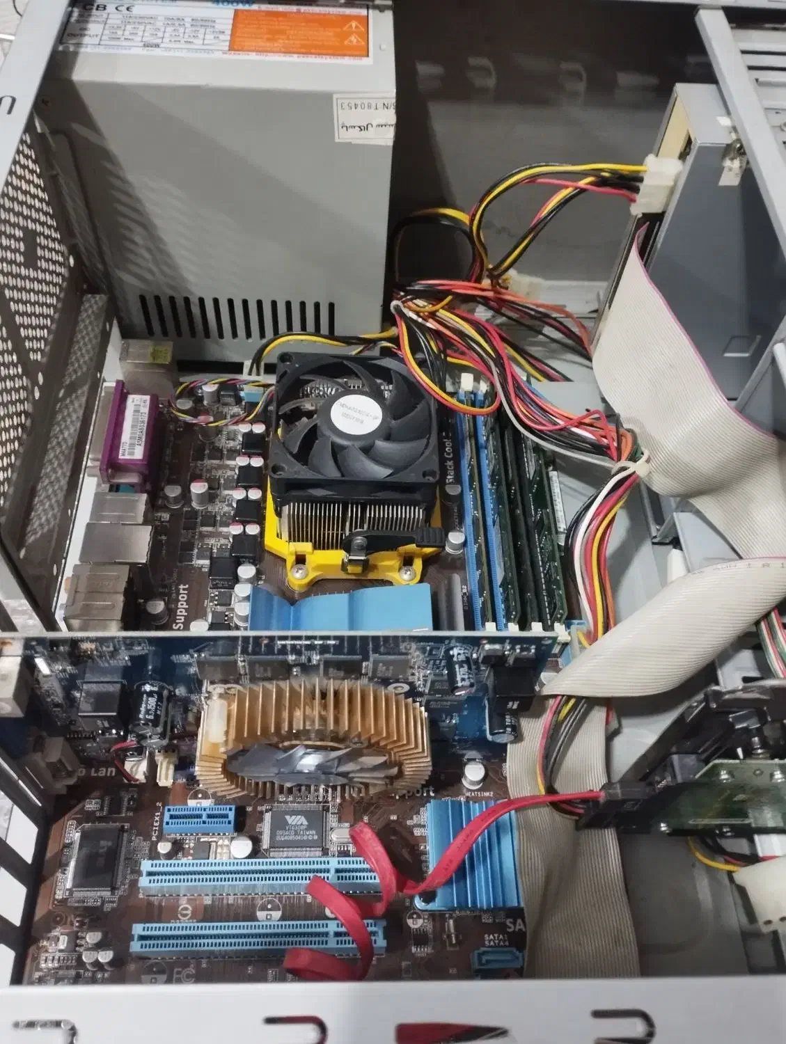 کیس ddr2 قوی با سی پی یو چهار هسته ای|رایانه رومیزی|رشت, دیانتی|دیوار