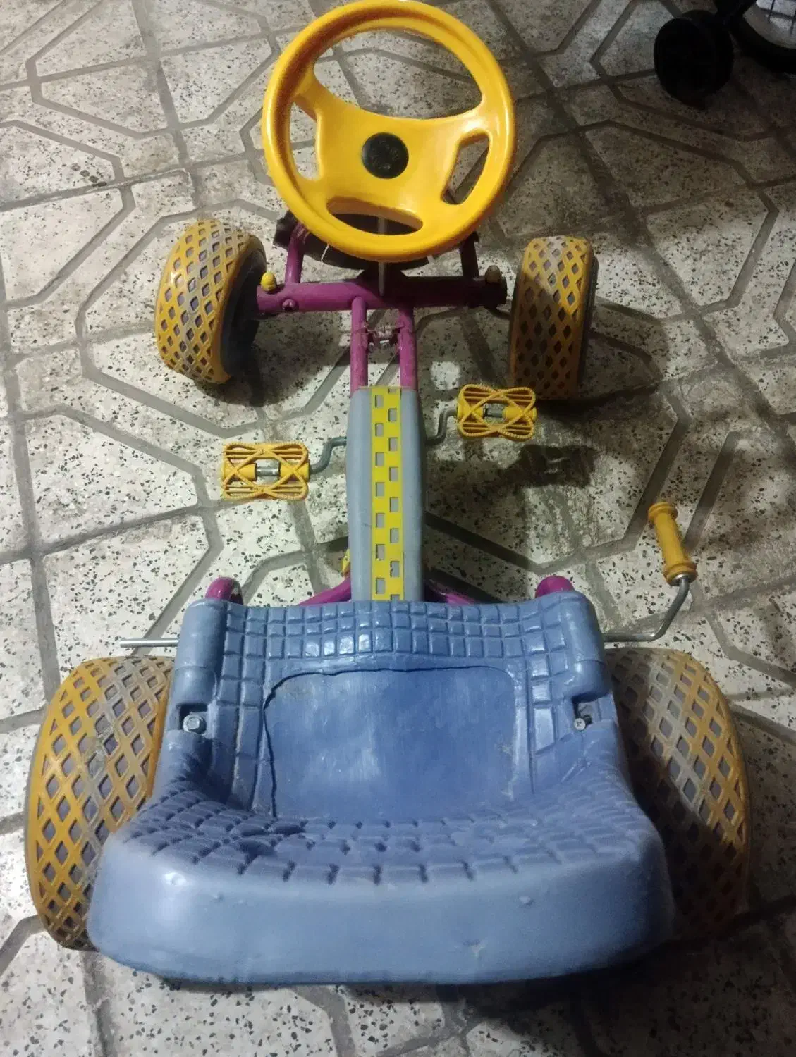 فروش چهار چرخه بچه گانه دست دوم|دوچرخه، اسکیت، اسکوتر|مشهد, ابوذر|دیوار