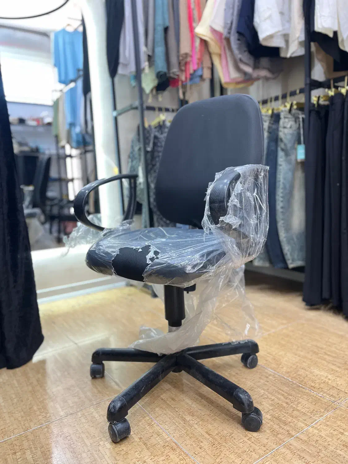 صندلی|صندلی و نیمکت|اندیمشک, |دیوار