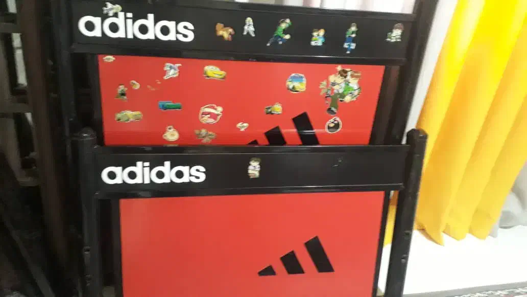 تخت نوجوان آدیداس|تخت و سرویس خواب|لنگرود, |دیوار