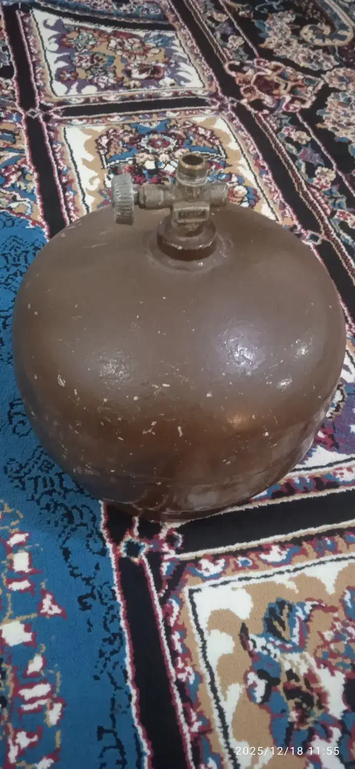 پیکنیک|بخاری، هیتر، شومینه|نیمروز, |دیوار