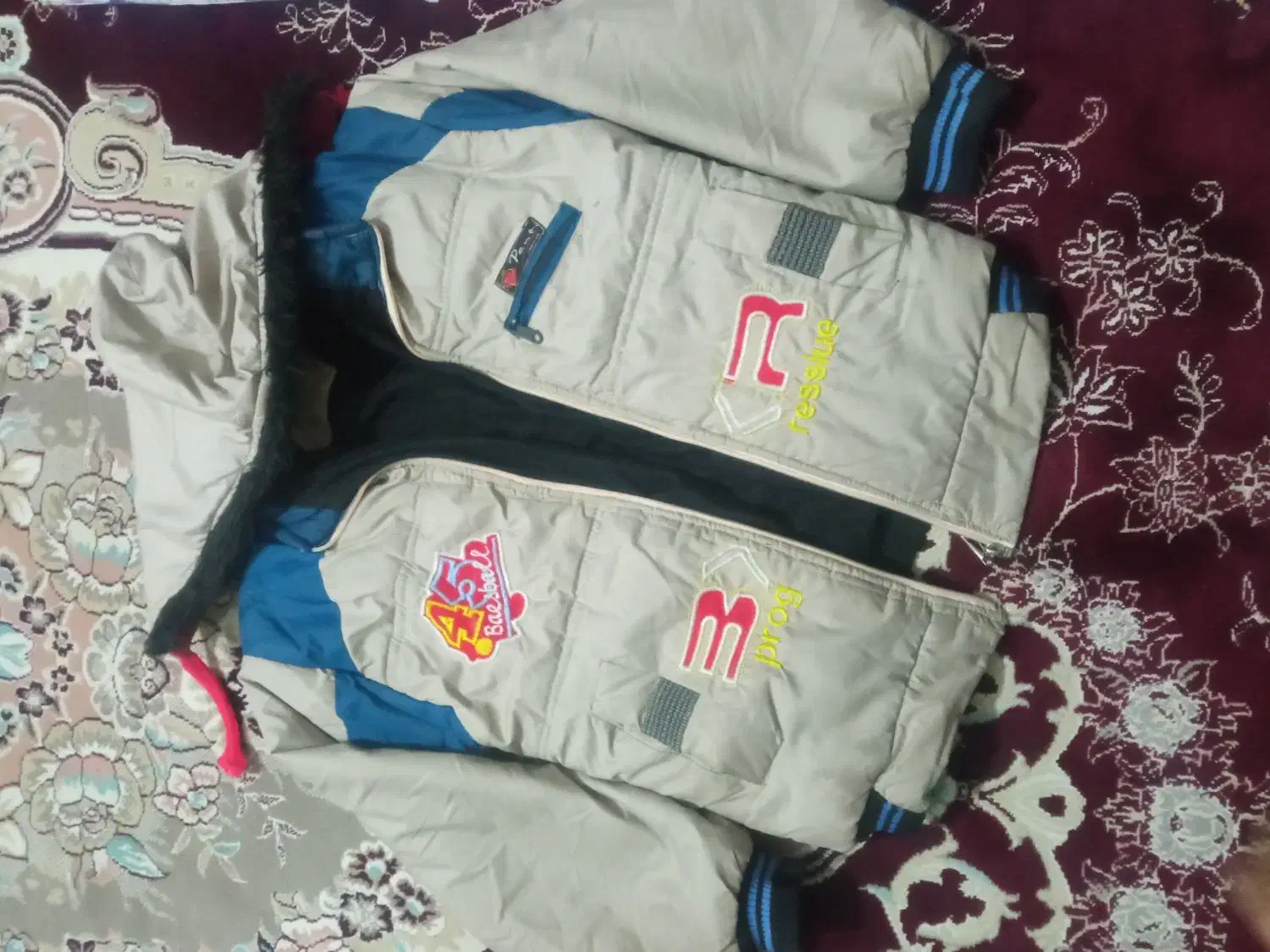 کاپشن|لباس|سبزوار, چهارراه فرودگاه|دیوار