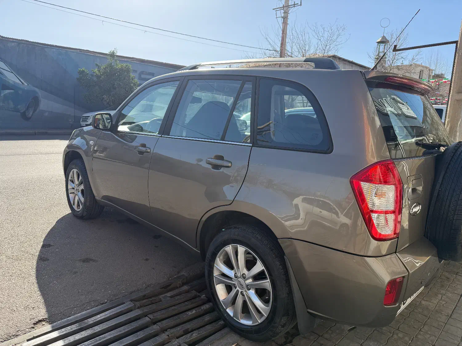 ام وی ام x33|خودرو سواری و وانت|شیراز, اصلاح‌نژاد|دیوار