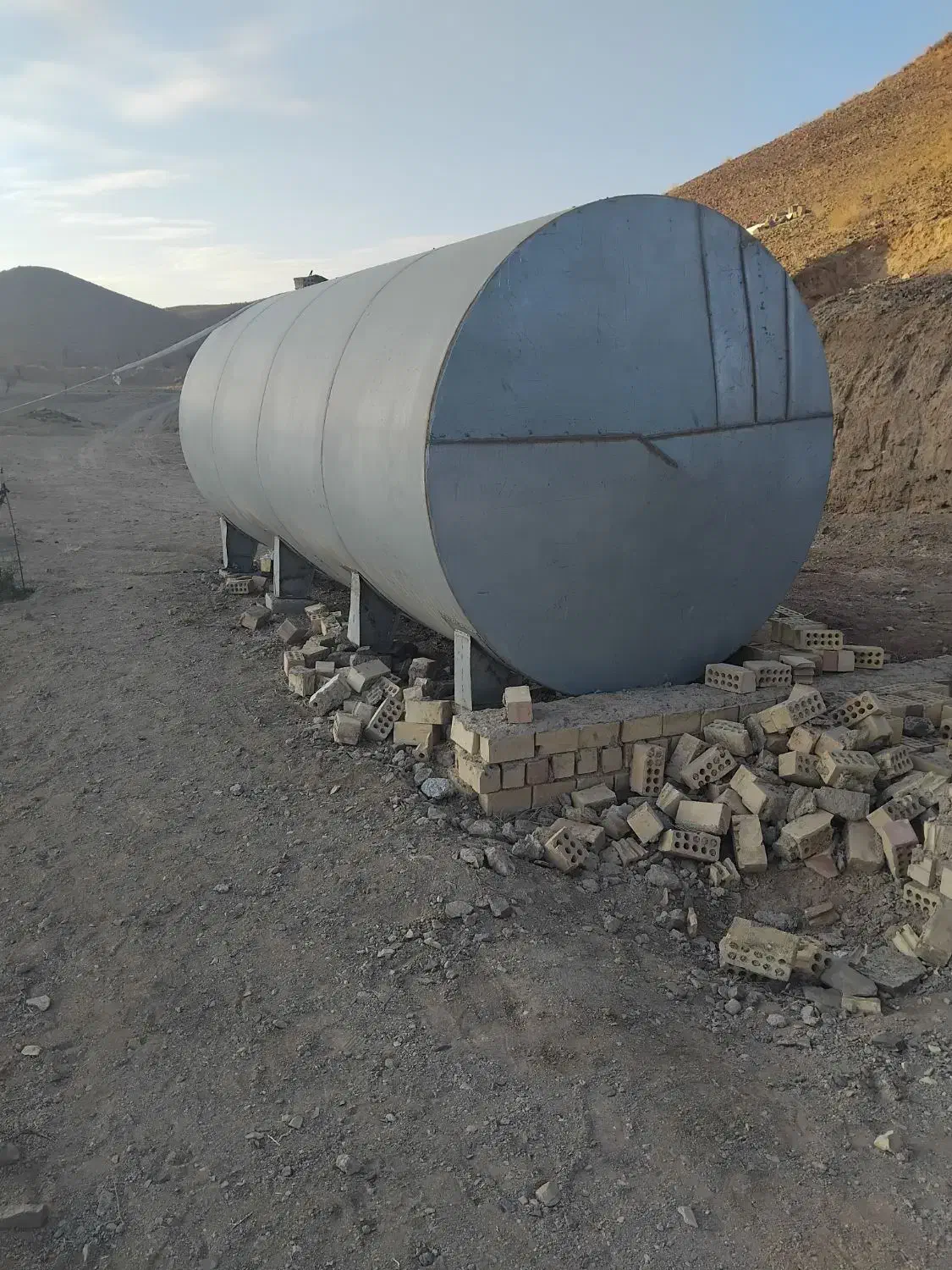 تانکر ۲۰ هزاری ورق ۲.۵ سفید|مصالح و تجهیزات ساختمان|بیرجند, |دیوار