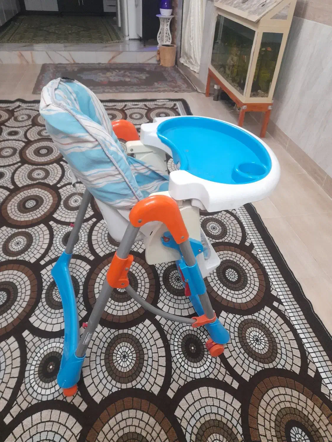 صندلی غذای کودک|تخت و صندلی بچه|بندر ماهشهر, |دیوار