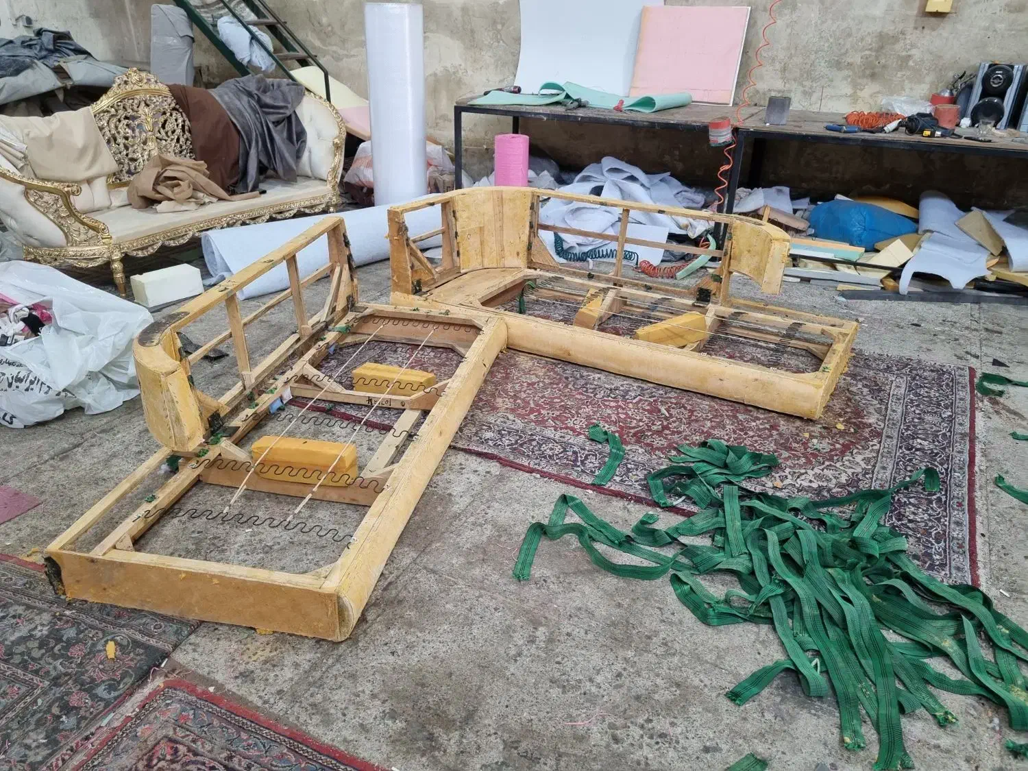 تعمیر مبلمان خلیلی با ۵ سال ضمانت|خدمات پیشه و مهارت|تهران, تهرانپارس شرقی|دیوار