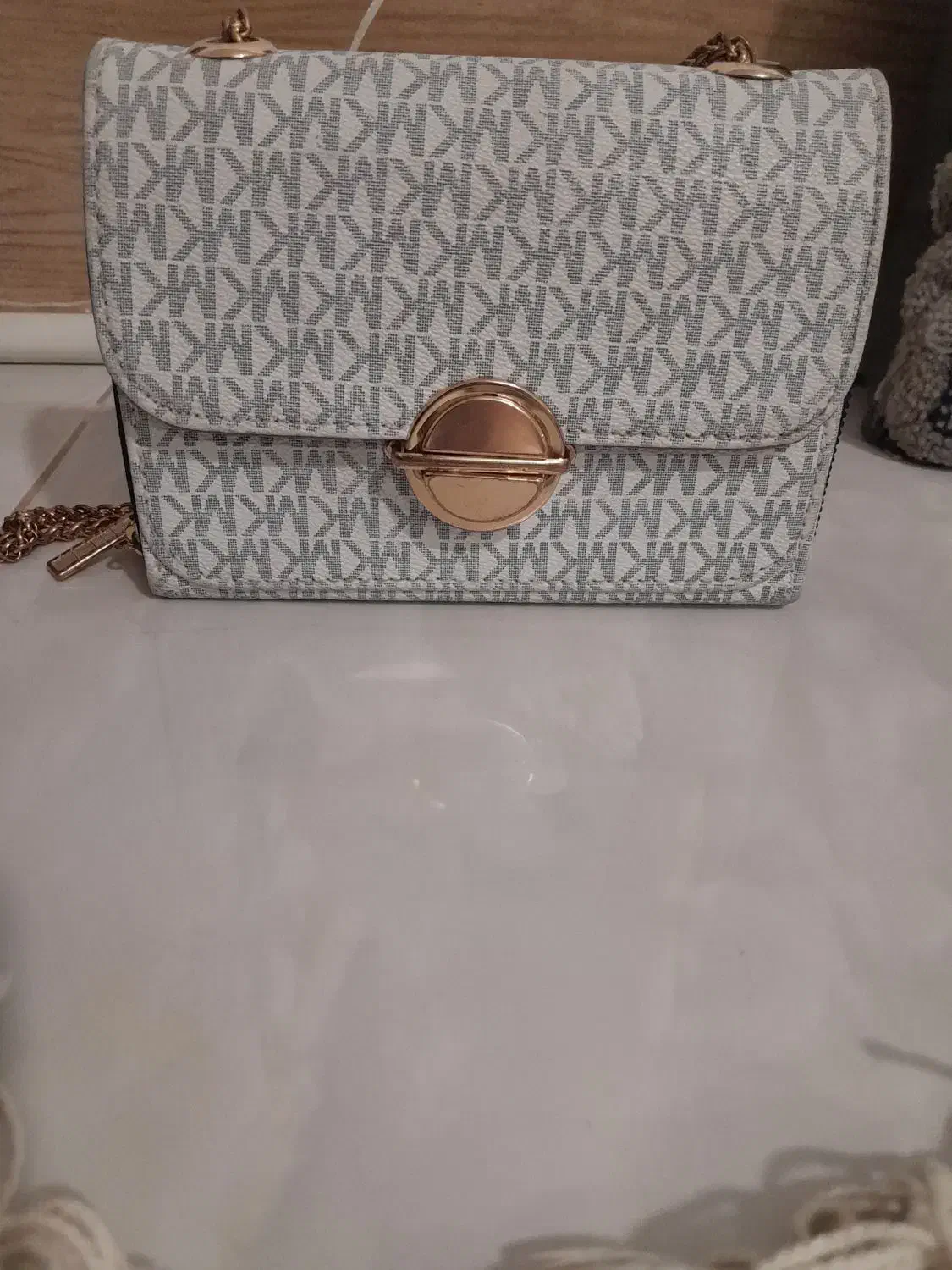 کیف و بلیز|کیف، کفش، کمربند|چناران, |دیوار