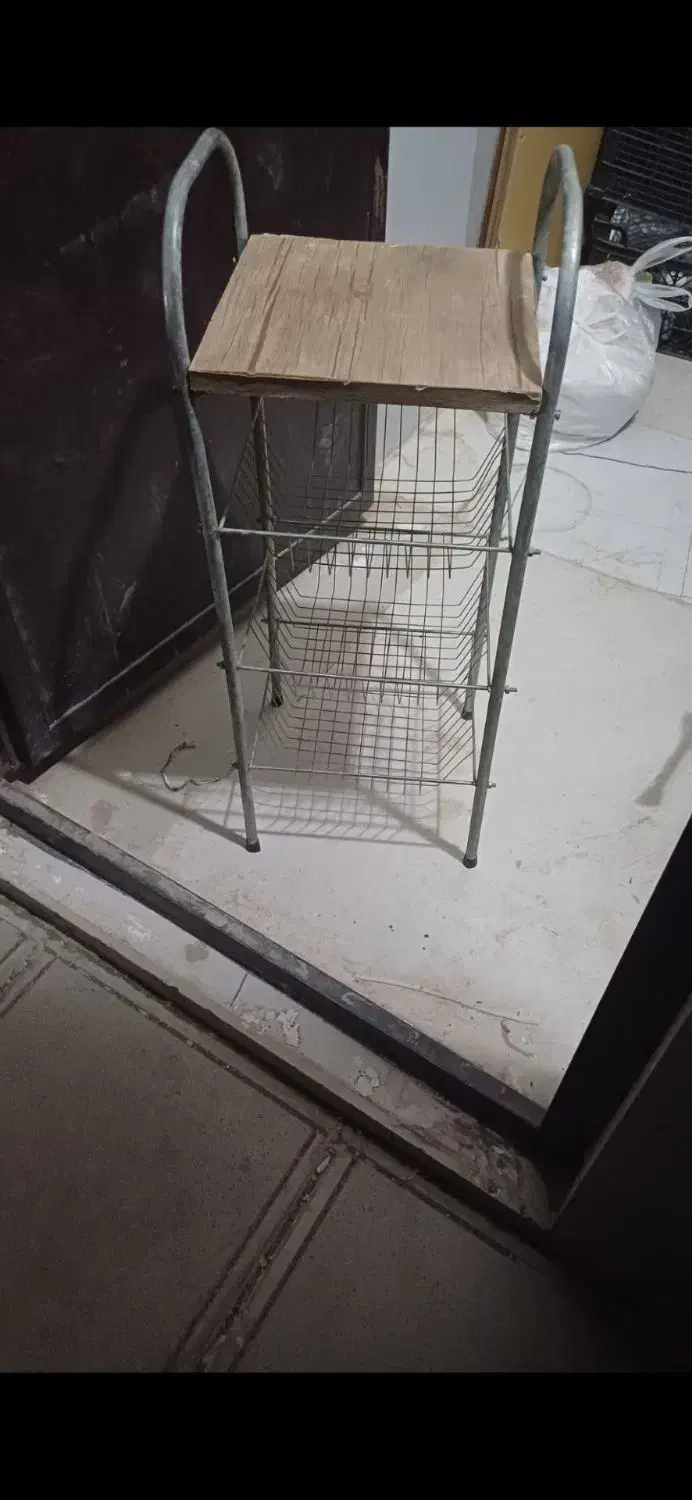 سبد سیب زمینی و پیاز|ظروف نگهدارنده، پلاستیکی، یک‌بارمصرف|قزوین, |دیوار