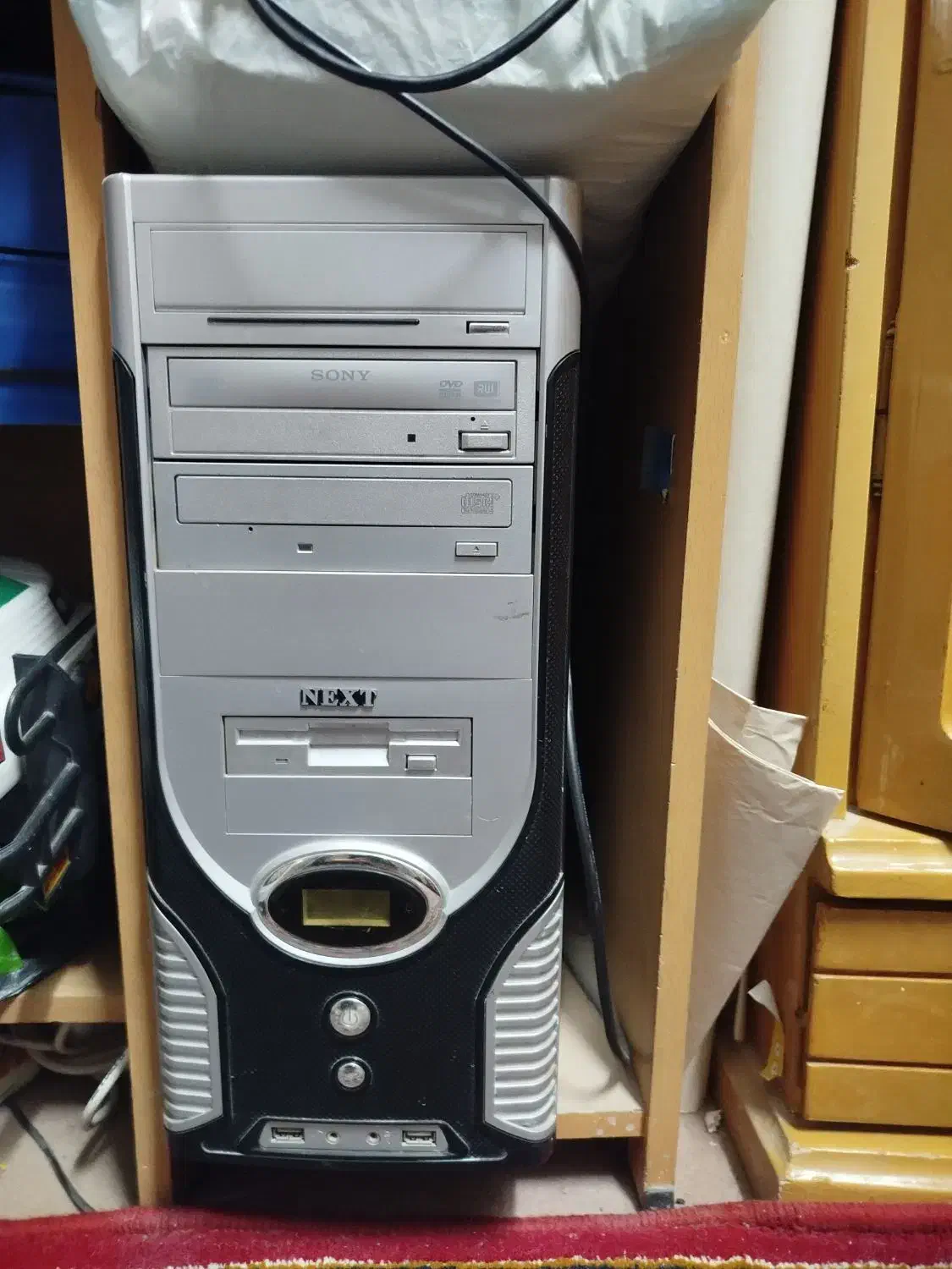 کامپیوتر|رایانه رومیزی|مشهد, هنرور|دیوار